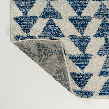 Aisha Moroccan Triangle Geometric Area Rug